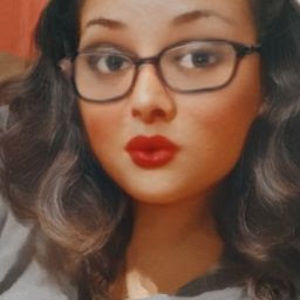 Meet your Posher, Raquel d